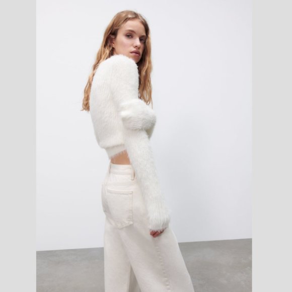 Zara Faux Fur White Top Sz Small NWT - Picture 2 of 5